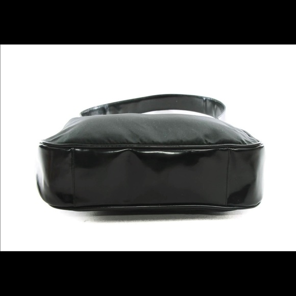 Vintage Prada Tessuto Shoulder Bag with Patent - Picture 5 of 7